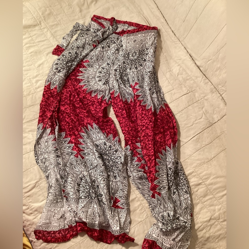 Stylish Red and Gray Women's Flare Pants - Picture 3 of 8